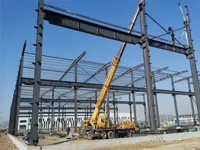 Proses Pembinaan Struktur Keluli Carports