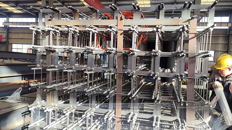 Qingdao Liweiyuan Menyampaikan Bolt Anchor Berkekuatan Tinggi untuk Ladang Ayam NZ