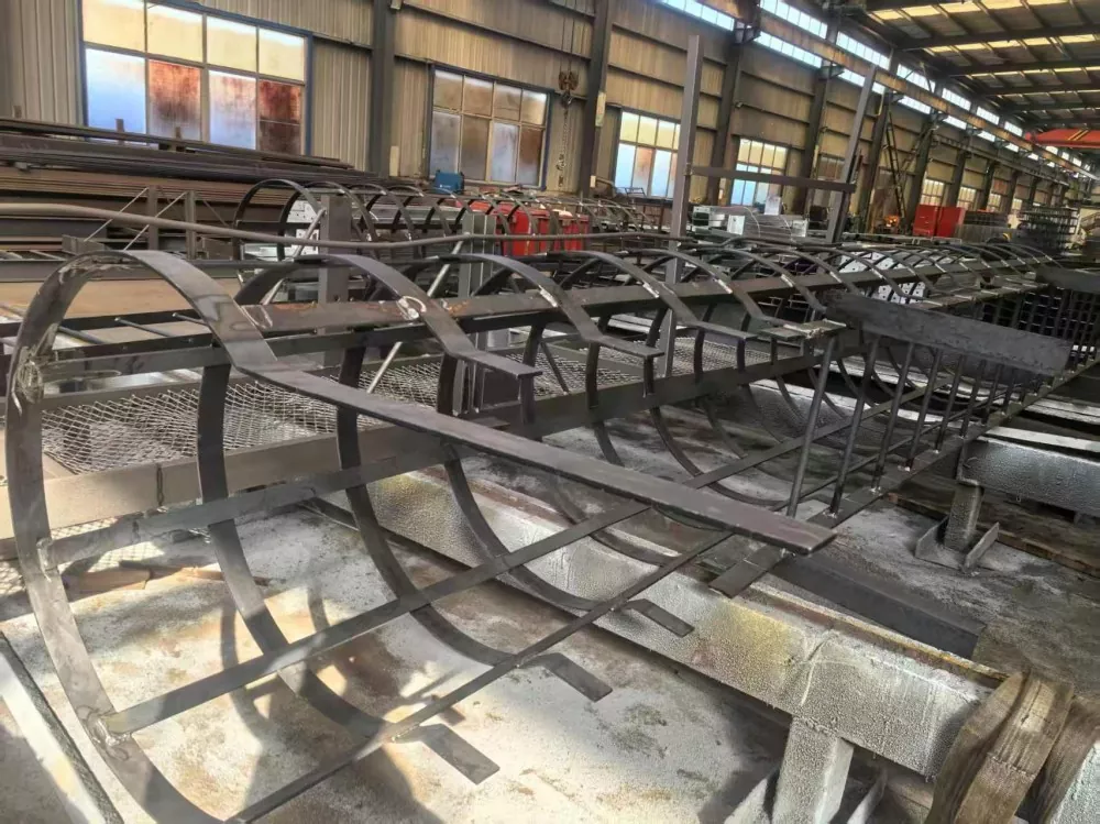 Tangga Keluli Industri untuk Akses Menegak