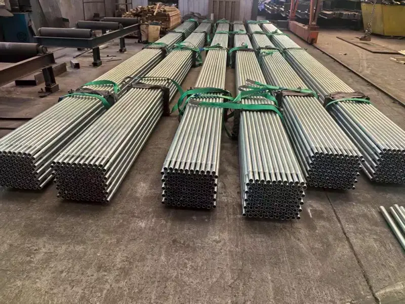 Pagar keselamatan logam